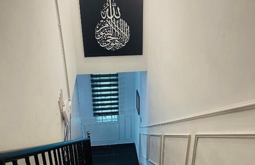 Lumut House | NO 121 NAZIRIN HOMESTAY TMN DESA MANJUNG