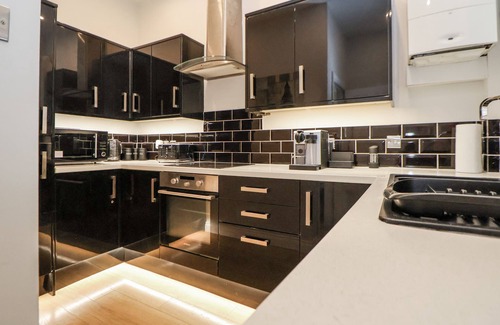 Prestatyn Cottage | NO 2 EMPORIUM APARTMENTS, pet friendly in Prestatyn