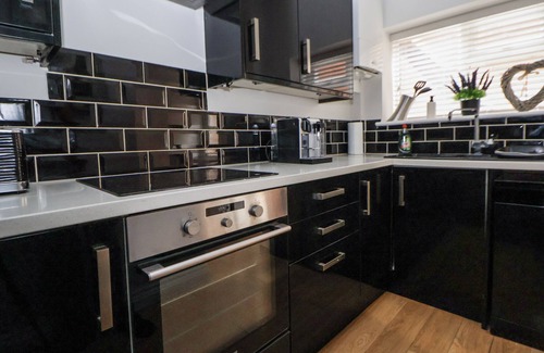 Prestatyn Cottage | NO 2 EMPORIUM APARTMENTS, pet friendly in Prestatyn