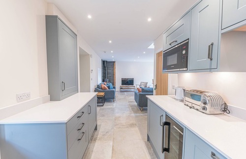 Ingleton Cottage | NO 2 THE COACH HOUSE, pet friendly in Thornton In Lonsdale