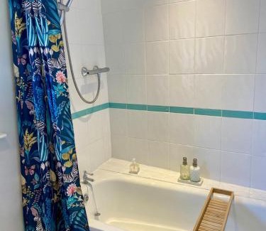 Bridport Apartment | No 3, apartment in the heart of Bridport, Dorset