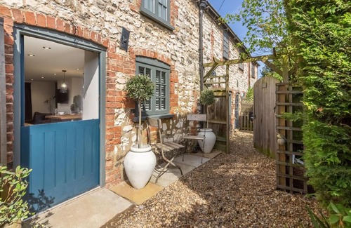 Thornham House | No 33 Cottage 2