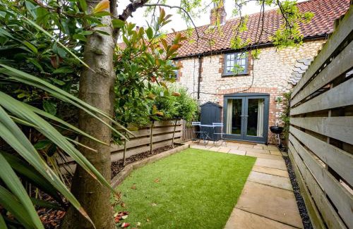Thornham House | No 33 Cottage 2
