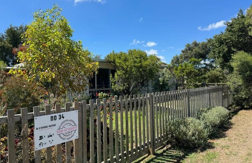 Waterhouse House | No 34 Where Nature Meets the Ocean Pet Friendly