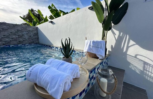 Kuala Kurau Villa | No.5 Villa Homestay Kuala Kurau