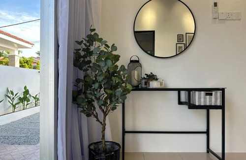 Kuala Kurau Villa | No.5 Villa Homestay Kuala Kurau