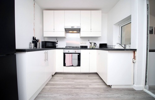 Glyncorrwg House | No. 9 Afan Valley House by SSW - FREE Parking