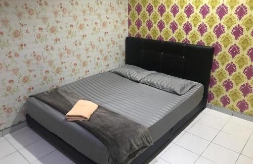 Lumut House | No 96 Nazirin Homestay Lumut
