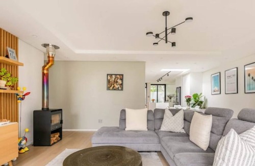 Fresnaye Villa | No Loadshedding Summer Family Home in Fresnaye