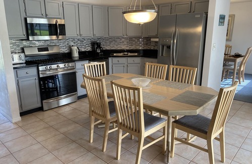 Indian Ridge House | NO Rear Neighbors, Sunny Private Pool, Game Rm, 5 Star, Close to Disney, WIFI