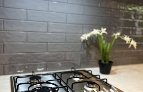 Payneham South Condo | No stairs, Payneham South cosy 2BR unit 1. Linen hire inc. + Aircon throughout!