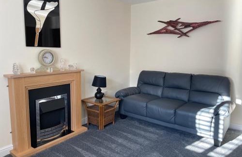 Pentraeth House | No1 Glan Nodwydd