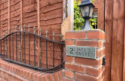 Ashton-under-Lyne Hotel | No2 Jacks Court B1