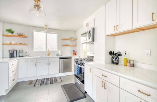 Uptown House | Nob Hill 2BR | Updated Historic Retreat