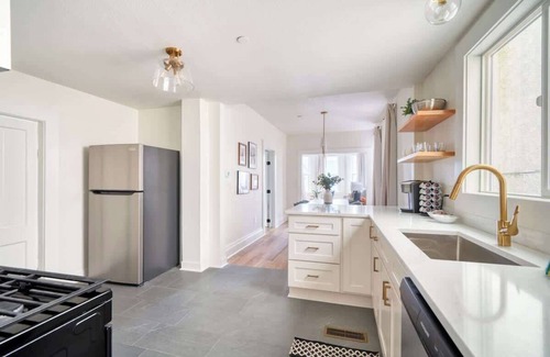 Uptown House | Nob Hill 2BR | Updated Historic Retreat