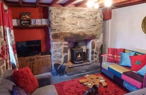Beddgelert Cottage | NODDFA, family friendly, character holiday cottage in Beddgelert