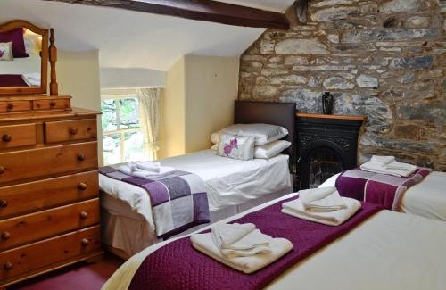 Harlech House | Noddfa