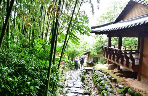 Naesan-ri House | Nogodan Guesthouse & Hotel