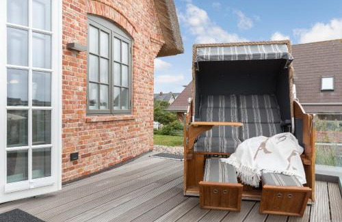 Wenningstedt-Braderup House | Noller s Hues