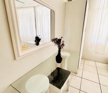 North Beach Apartment | Nomacurvy beach front accommodation