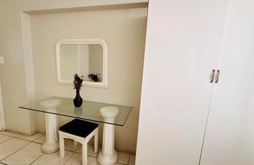 North Beach Apartment | Nomacurvy beach front accommodation