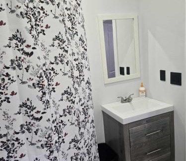 Detroit Apartment | Nomad Pad