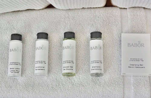 Harcourt Resort | Nomi - 302 and 315 King Room