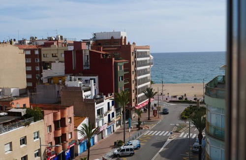 Lloret Town Center Apartment | NON-EXISTENT HOUSING