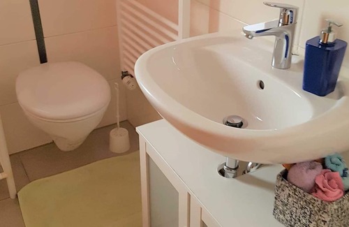 Meissenheim Apartment | Non-smoking apartment for up to 8 people, on the ground floor - Marielies Urlaubstube
