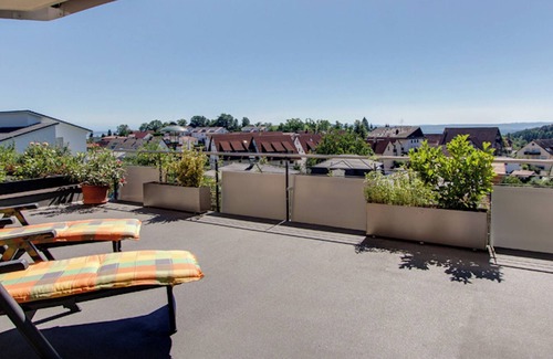 Daisendorf Apartment | Non-smoking vacation apartment with large terrace
