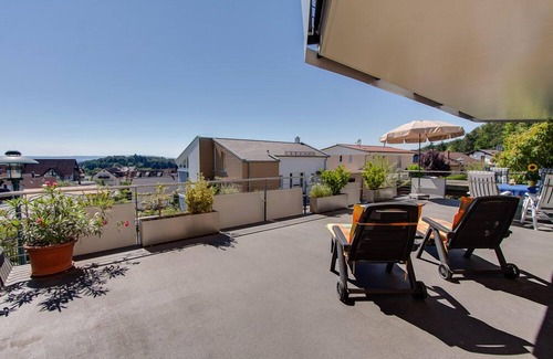 Daisendorf Apartment | Non-smoking vacation apartment with large terrace