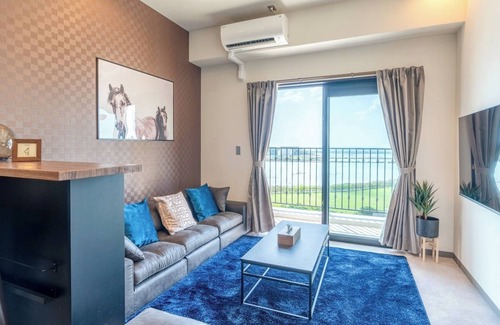 Gushi Hotel | Nonsmoking Family room Parking guaranteed1 ca/Naha Okinawa