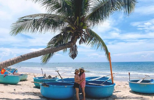 East Ham Tien Beach Ski Chalet | Nooi Homestay Living