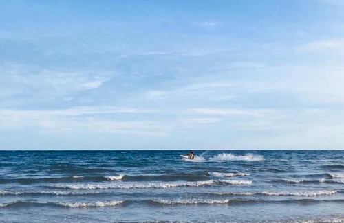 East Ham Tien Beach Ski Chalet | Nooi Homestay Living