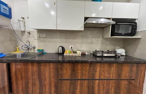 Taj Ganj Apartment | Noori