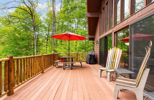 Bellaire Cabin | Nordic Serenity at Schuss Mountain, Sleeps 16!