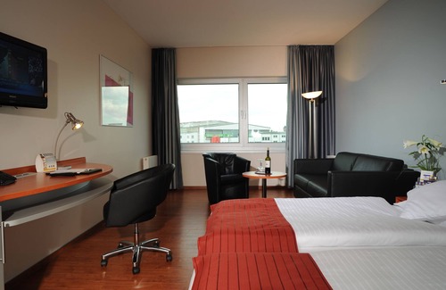 South Bremerhaven Hotel | Nordsee Hotel Bremerhaven Fischereihafen