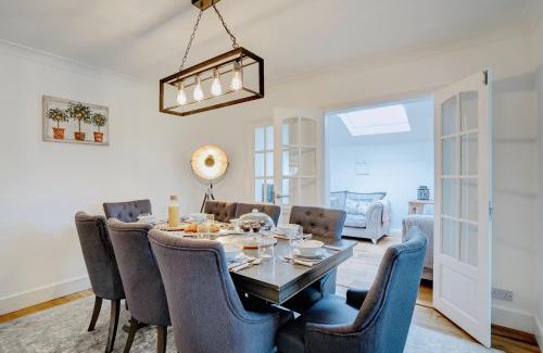 Heacham House | Norfolk Luxe Beach House Sleeps 8 Dog friendly