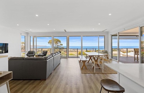 Normanville House | Norman Views - 20 Panorama Crescent