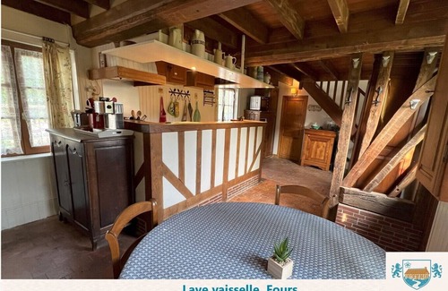 Le Pin Cottage | Normandy farmhouse "Les Glacières" - family home 25 mn from the sea - 8 pers