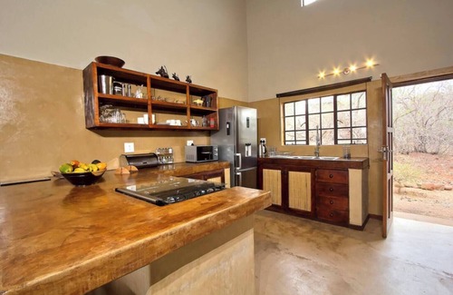 Marloth Park House | Noro Wa Hina, self-catering with Kruger views!