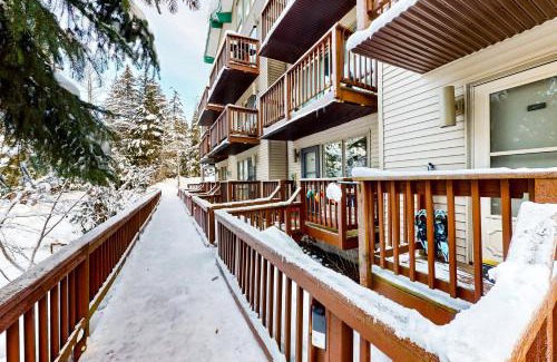 Alyeska Apartment | North #409