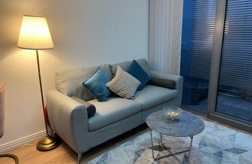 East Acton Apartment | North Acton Flat