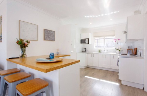 North Beach Apartment | North Beach Nest – Walking Distance to North Beach