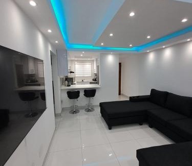 Durban Beachfront Apartment | North beach summer sands holiday apartment