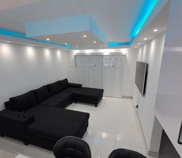 Durban Beachfront Apartment | North beach summer sands holiday apartment