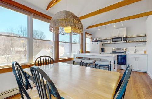 Proctorsville Apartment | North Country 6