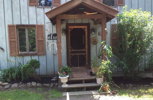 North Creek House | North Creek Home on 40 acres 5 minutes from Gore Mountain