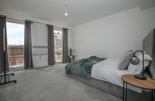 Gosport Apartment | North Cross Stays