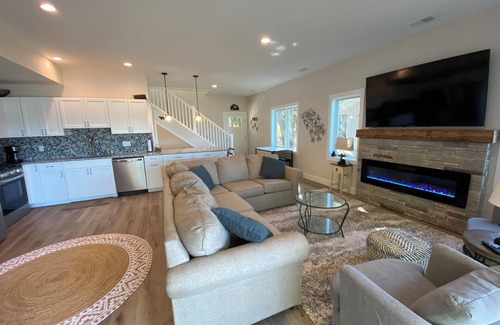 Maple City Cottage | North Cub Cottage - Newly built cottage directly on Little Traverse Lake